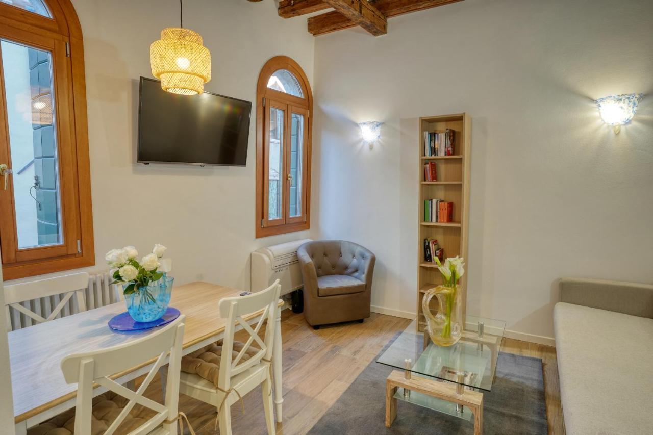 Ecco Suites Apartments Venice Exterior photo