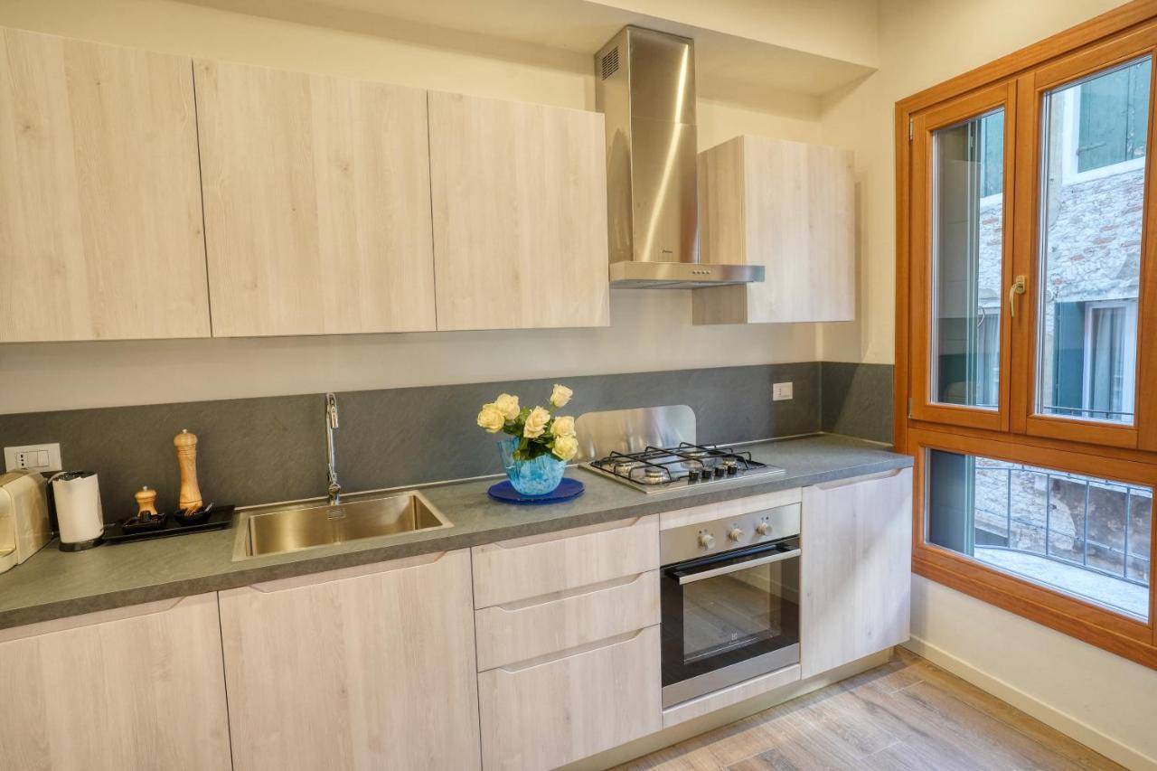 Ecco Suites Apartments Venice Exterior photo